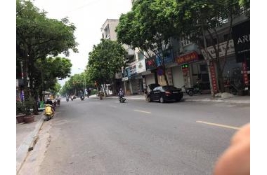 LIỀN KỀ VĂN QUÁN GẦN TRƯỜNG VĂN YÊN 80M 4T 9 TỶ